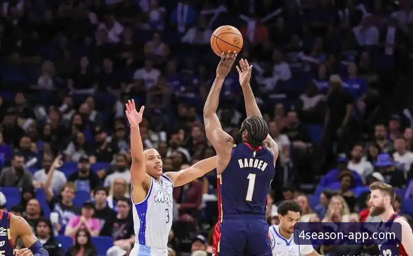 米切尔42分 vs 班凯罗36分：一场对攻盛宴背后的数据解读与观赛平台选择